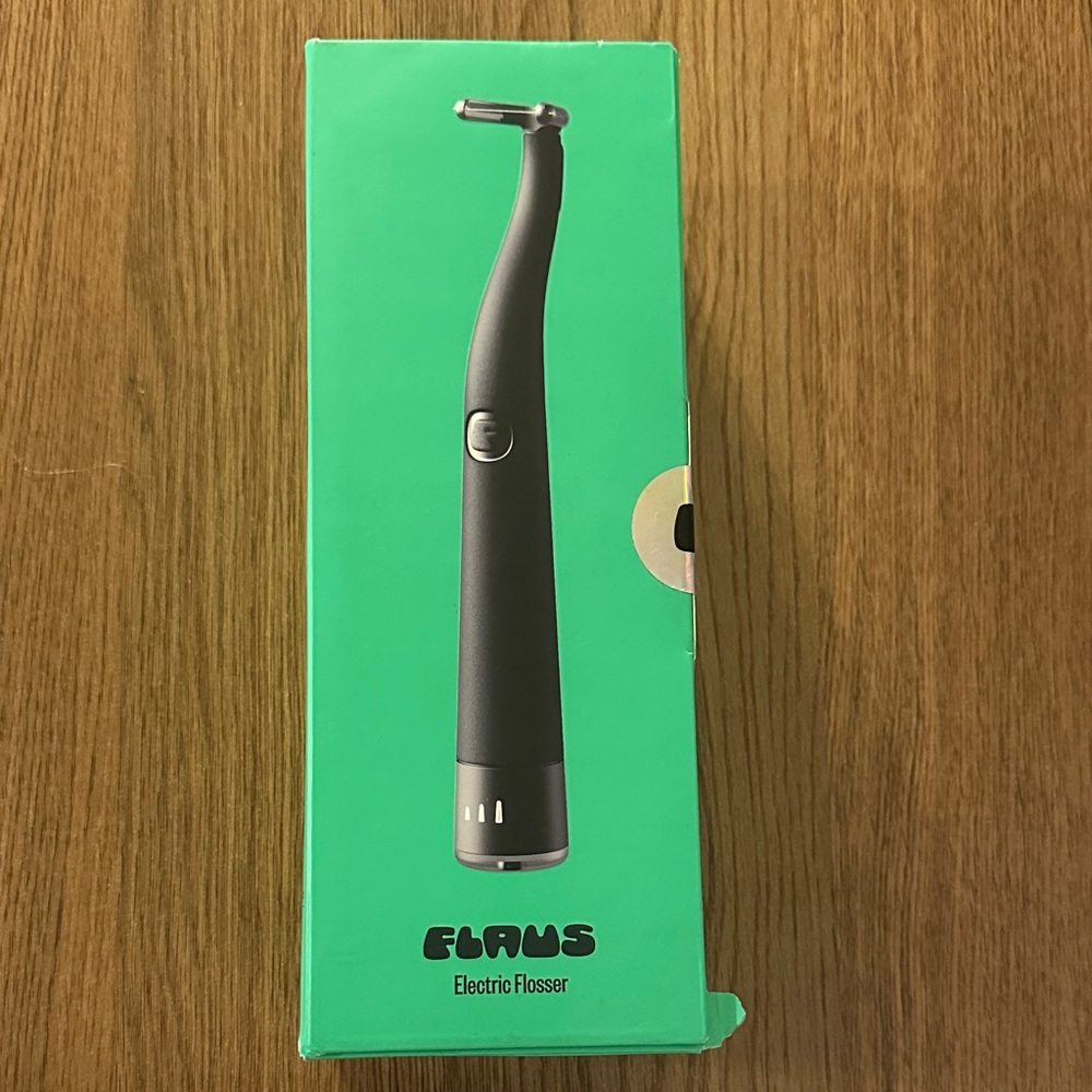 Flaus Black Electric Flosser